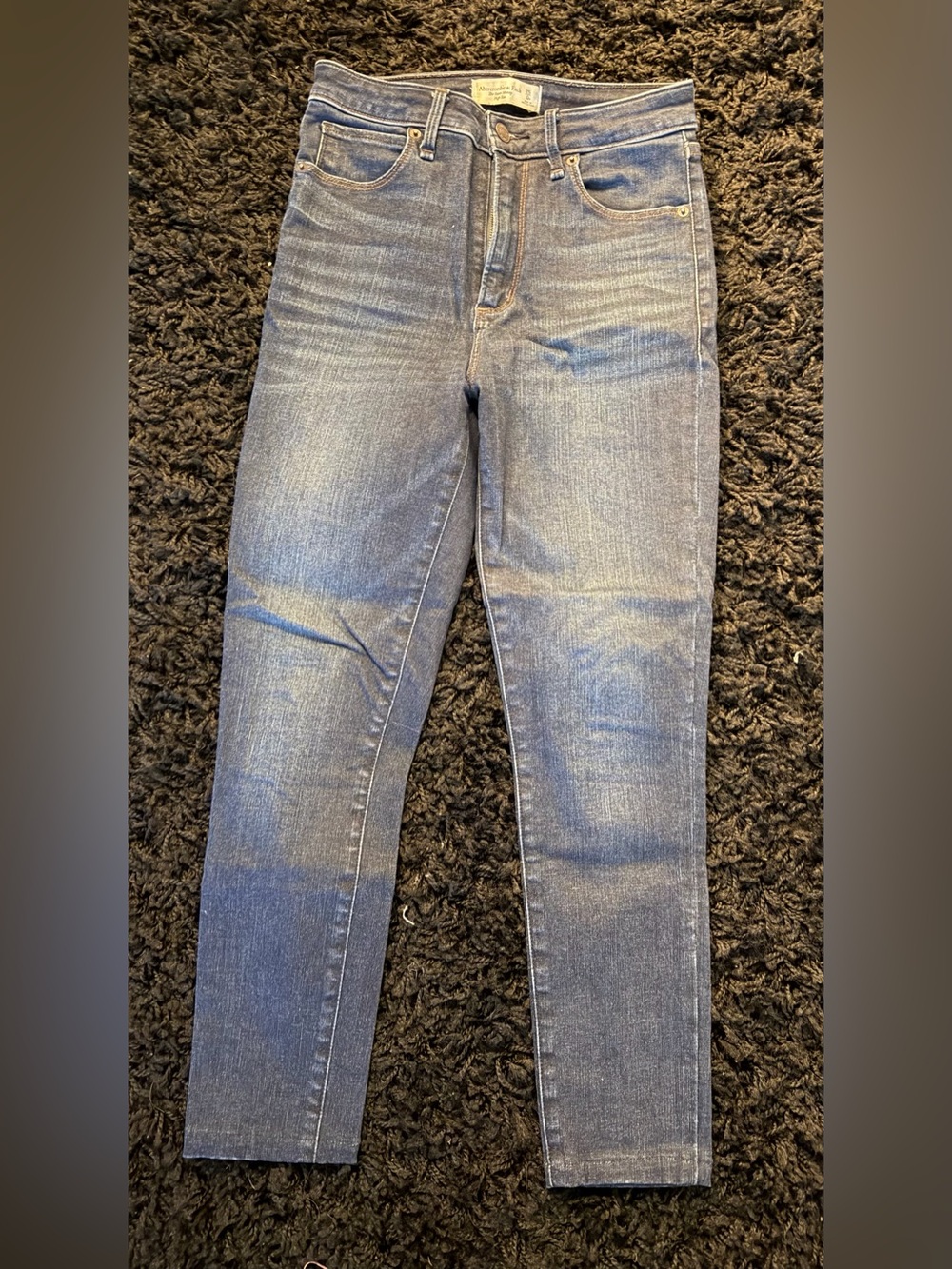 Abercrombie & Fitch Women's Medium Blue High-Rise Skinny Jeans